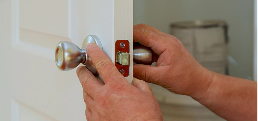 AAA Locksmiths For lock Replacement in Newark, New Jersey